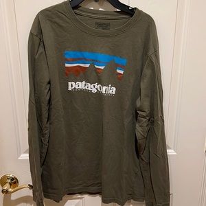 Patagonia Men’s Long-sleeve T-Shirt | Medium (M) | Great condition | Green